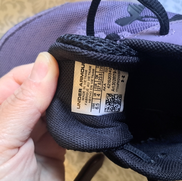 Under Armour Purple Size 6.5 - Picture 5 of 7